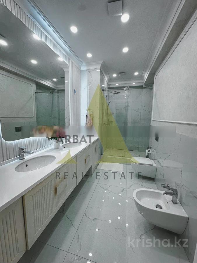 Фото Квартира, 4 комн, 170 м², 5/7 эт., 2017 г.п.