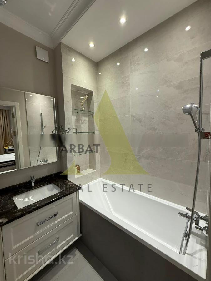 Фото Квартира, 5 комн, 230 м², 7/7 эт., 2017 г.п.