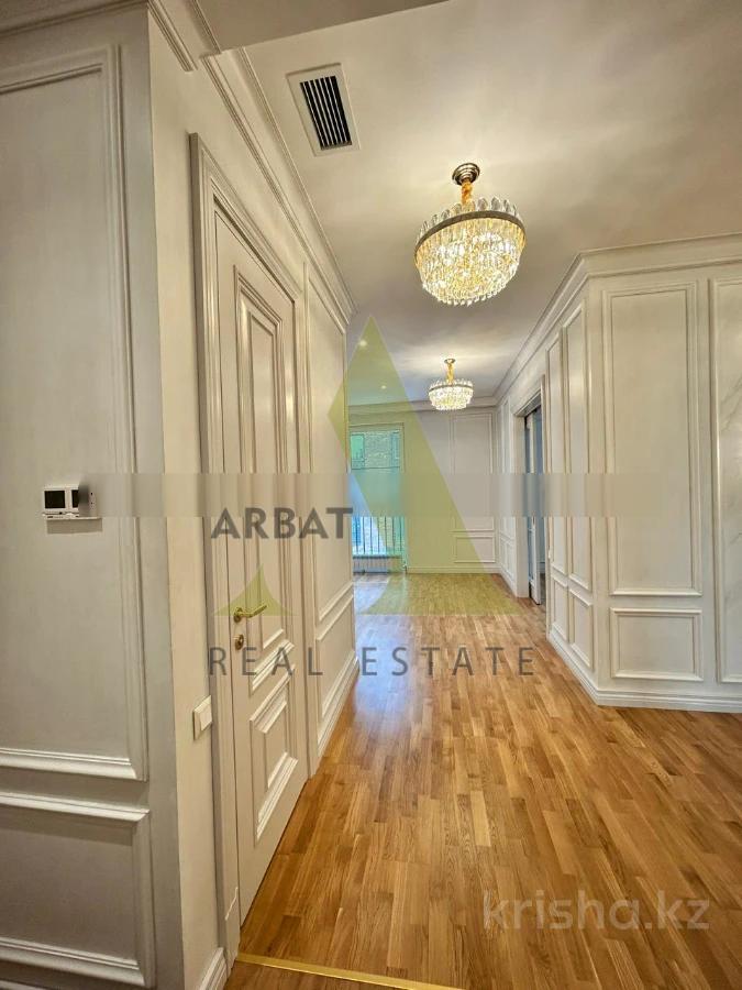 Фото Квартира, 5 комн, 250 м², 3/3 эт., 2018 г.п.