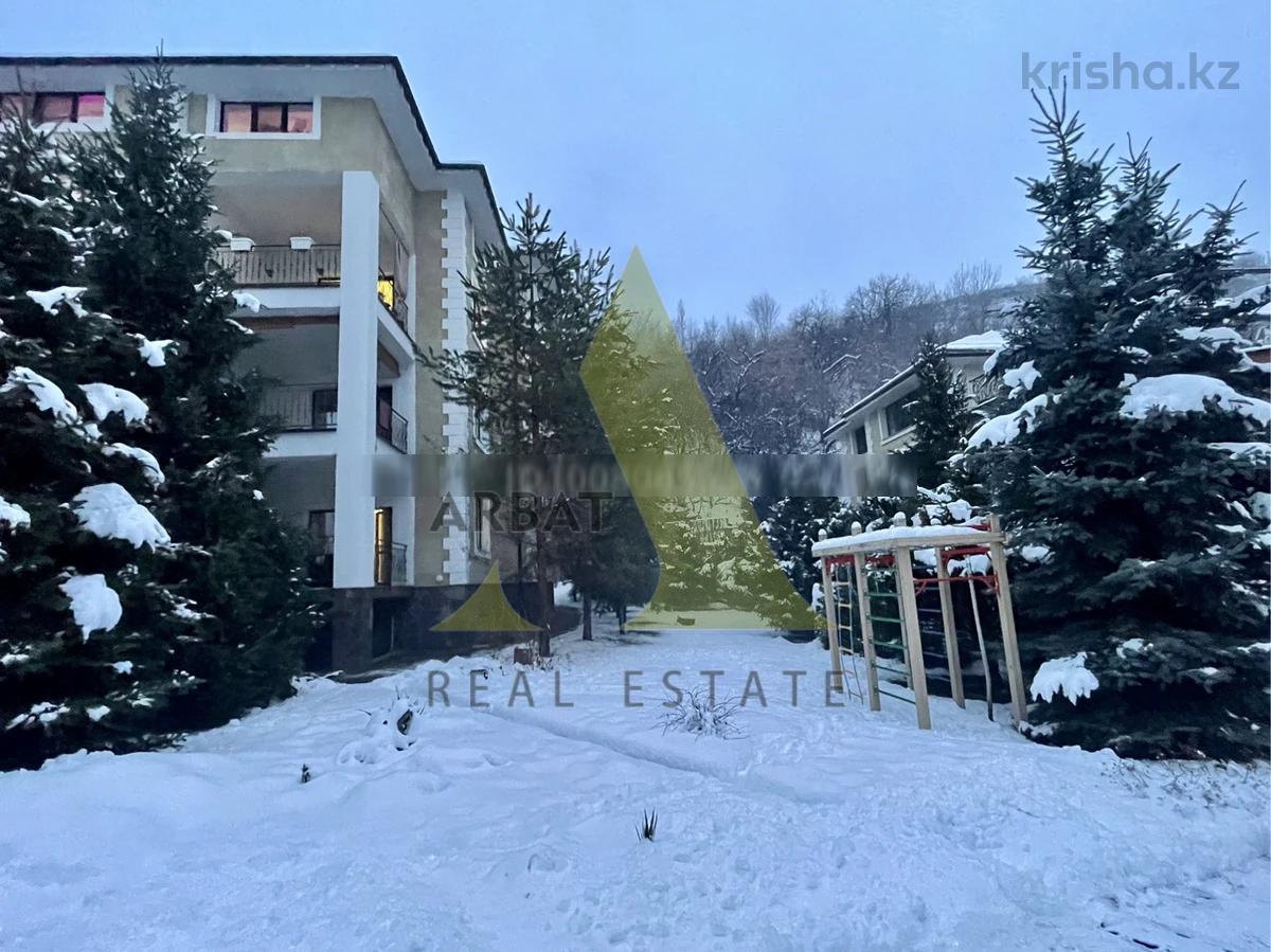 Фото Квартира, 5 комн, 220 м², 1/3 эт.