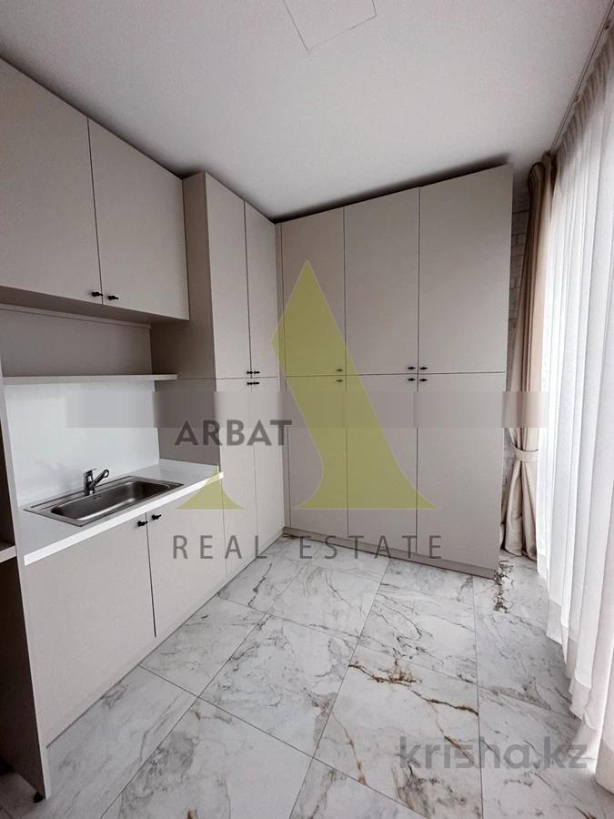 Фото Квартира, 4 комн, 238 м², 2 эт.