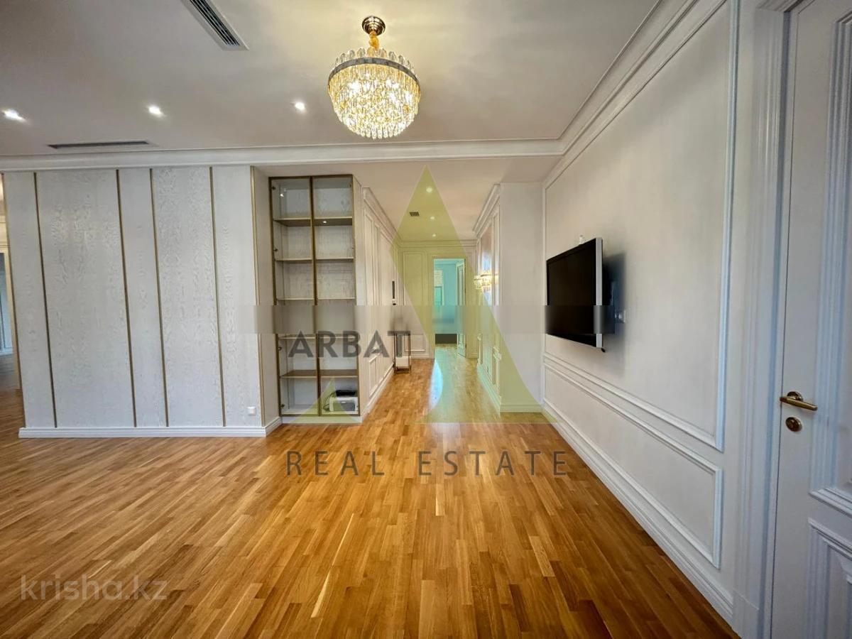 Фото Квартира, 5 комн, 250 м², 3/3 эт., 2018 г.п.