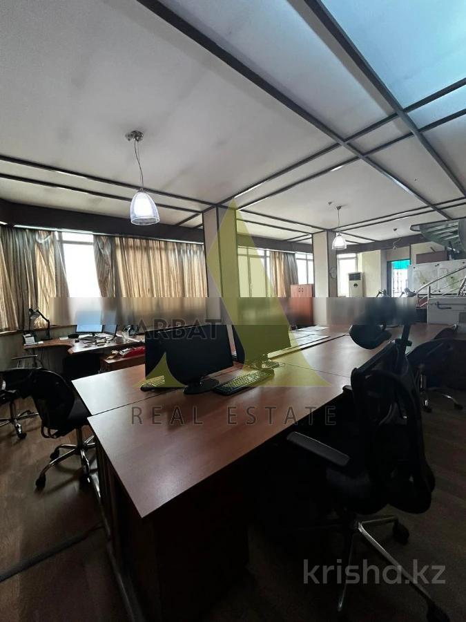 Фото Квартира, 4 комн, 215.3 м², 13/13 эт., 2002 г.п.