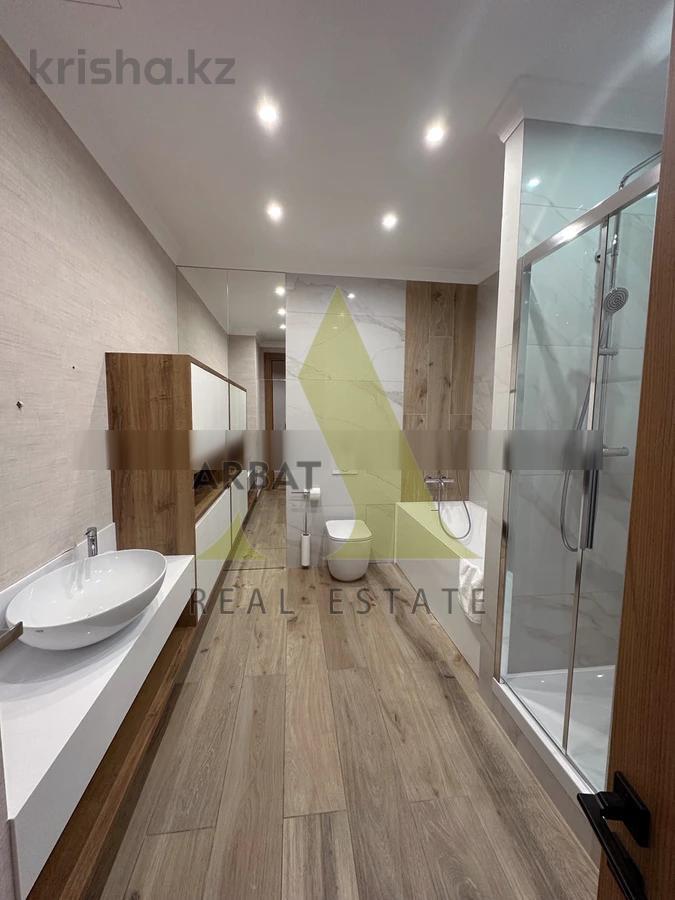Фото Квартира, 4 комн, 238 м², 2 эт.