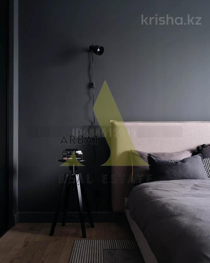 Фото Квартира, 4 комн, 145 м², 3/3 эт.