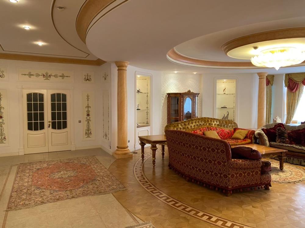 Фото Квартира, 8 комн, 500 м², 3/4 эт., 2005 г.п.