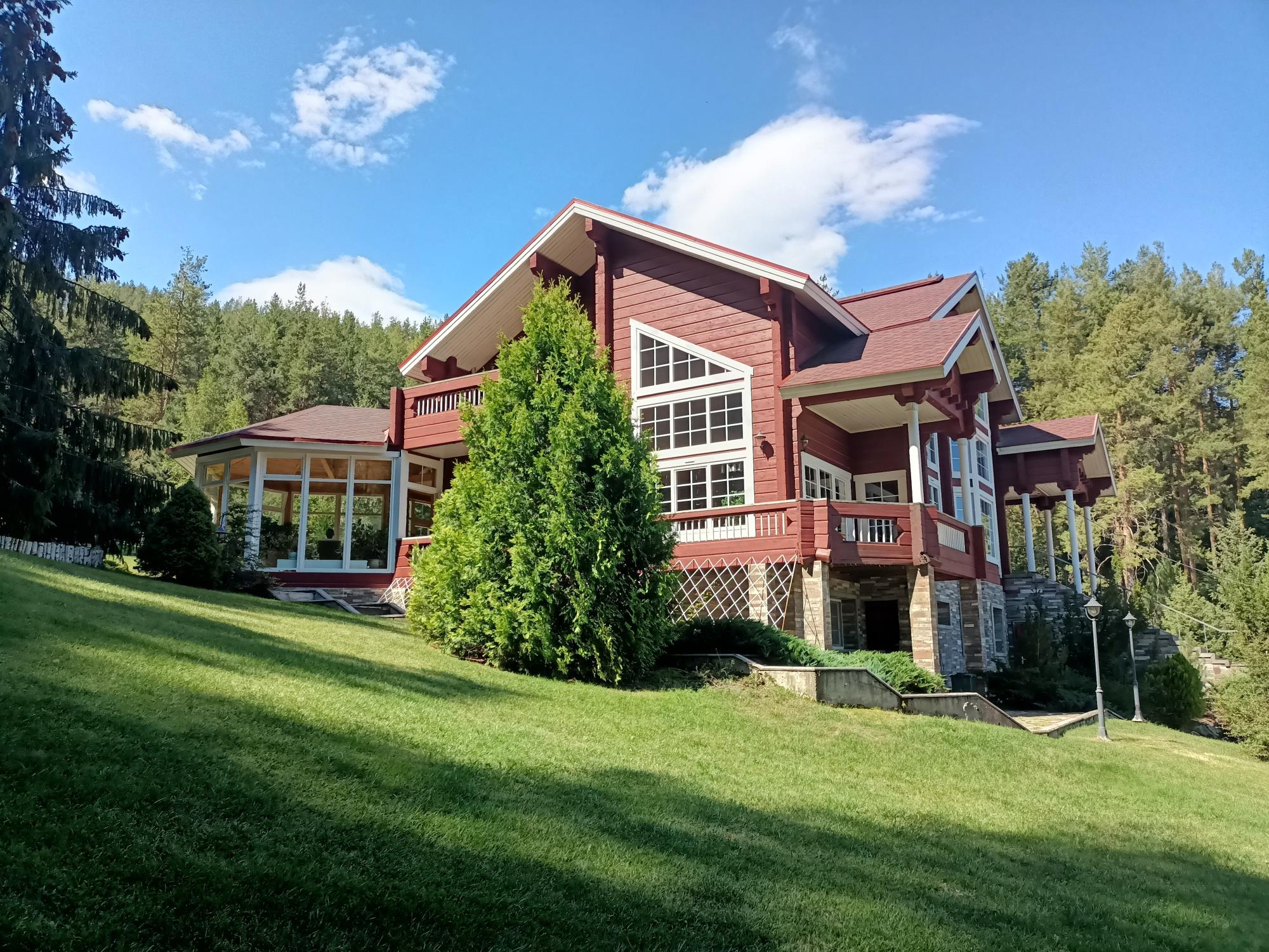Фото Отдельный дом, 12 комн, 1000м²