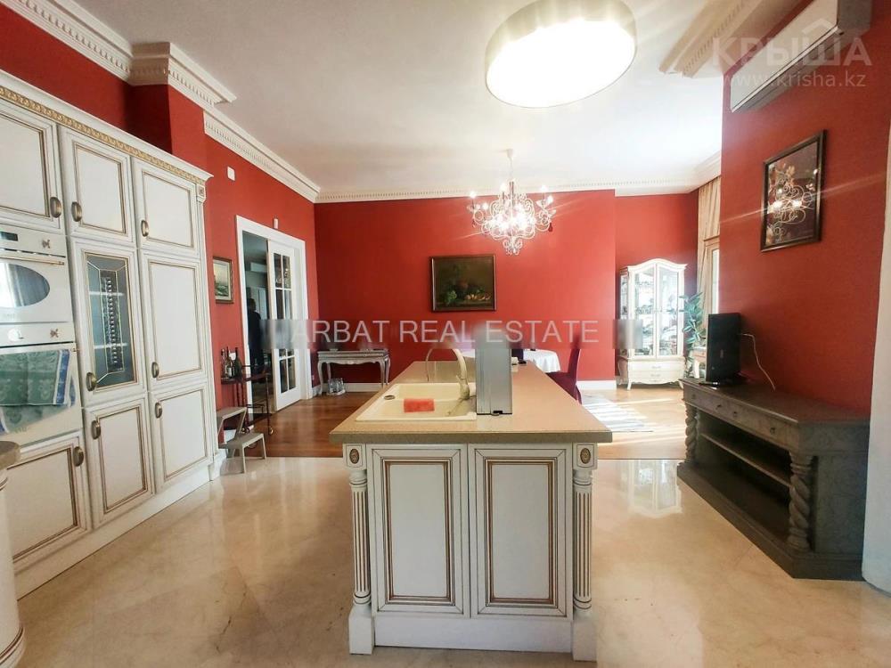 Фото Отдельный дом, 9 комн, 930м²