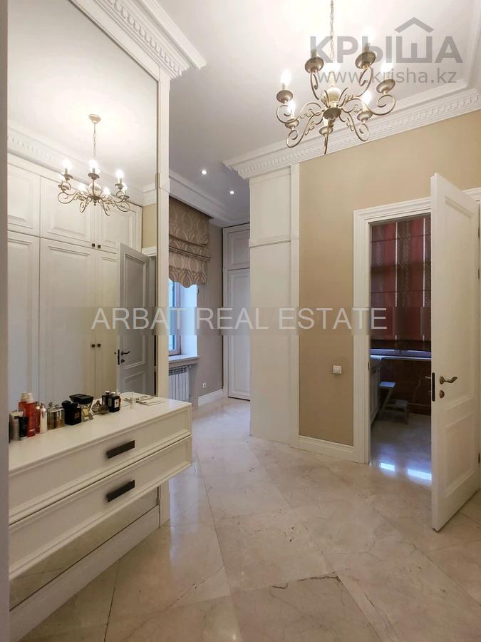Фото Отдельный дом, 9 комн, 930м²