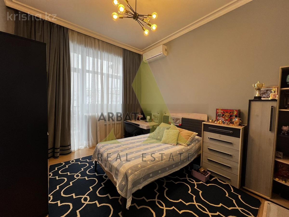 Фото Квартира, 5 комн, 185 м², 4/5 эт., 2018 г.п.