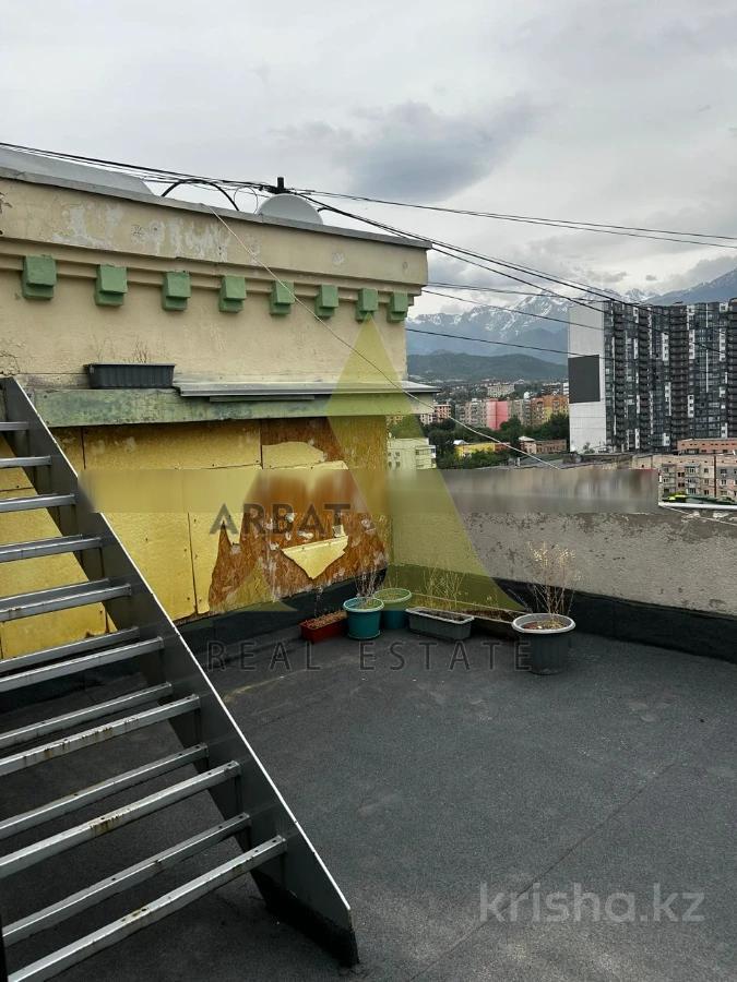 Фото Квартира, 4 комн, 215.3 м², 13/13 эт., 2002 г.п.