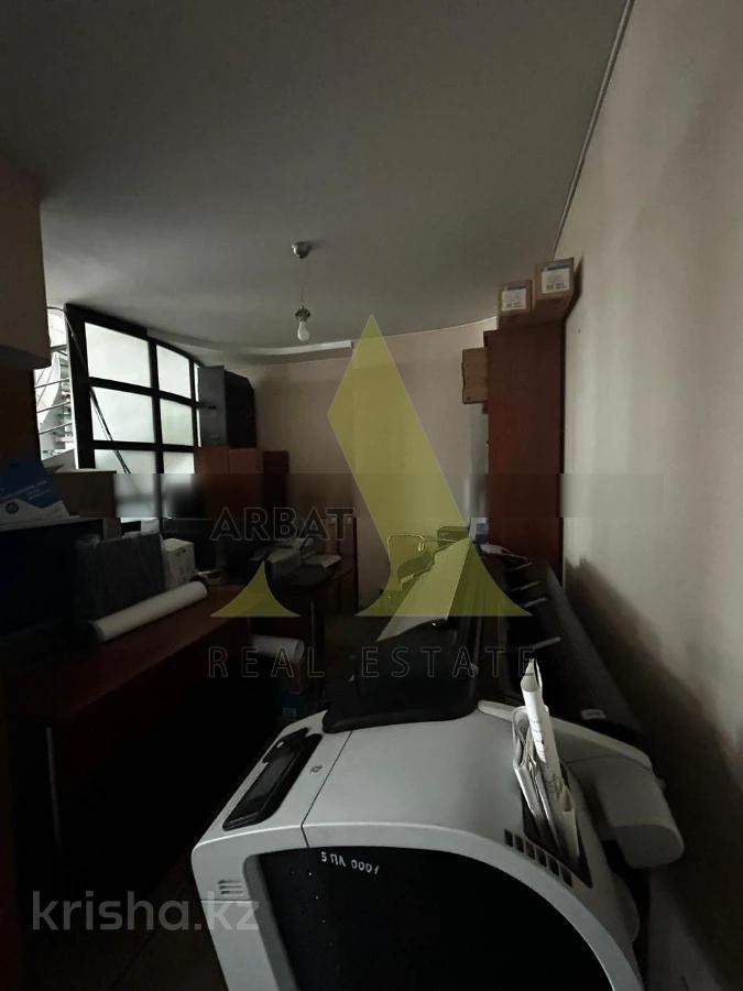 Фото Квартира, 4 комн, 215.3 м², 13/13 эт., 2002 г.п.