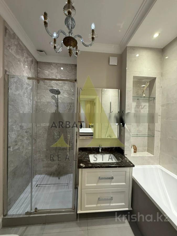 Фото Квартира, 5 комн, 230 м², 7/7 эт., 2017 г.п.