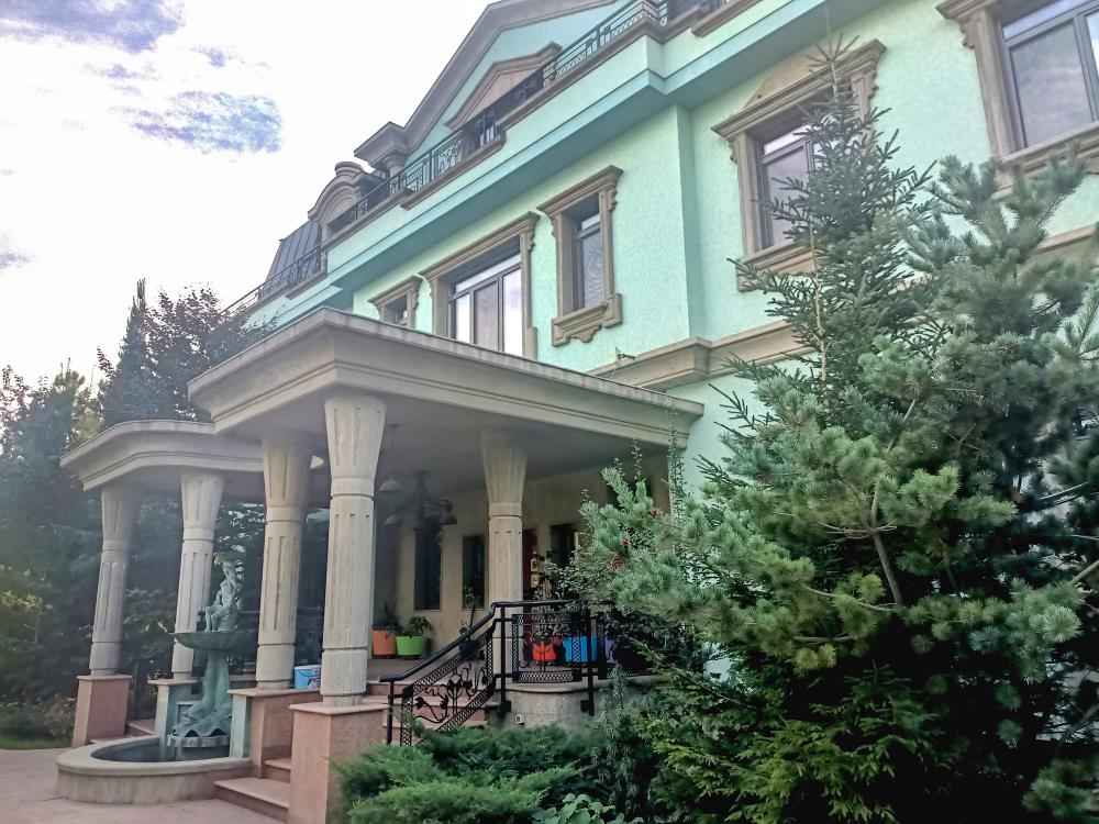Фото Отдельный дом, 8 комн, 1000м²