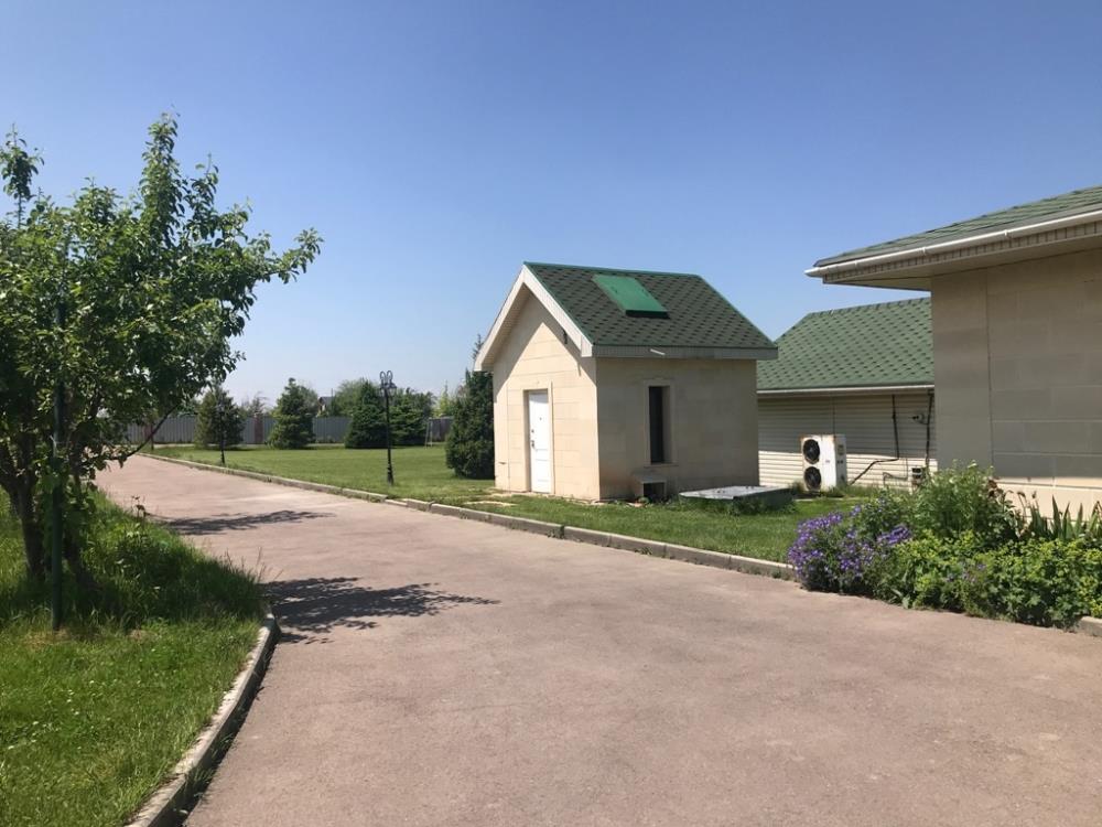 Фото Отдельный дом, 7 комн, 1000м²