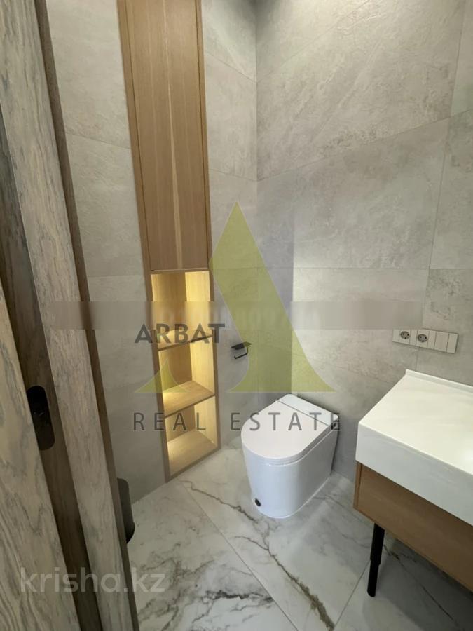 Фото Квартира, 3 комн, 170 м², 4/4 эт., 2021 г.п.