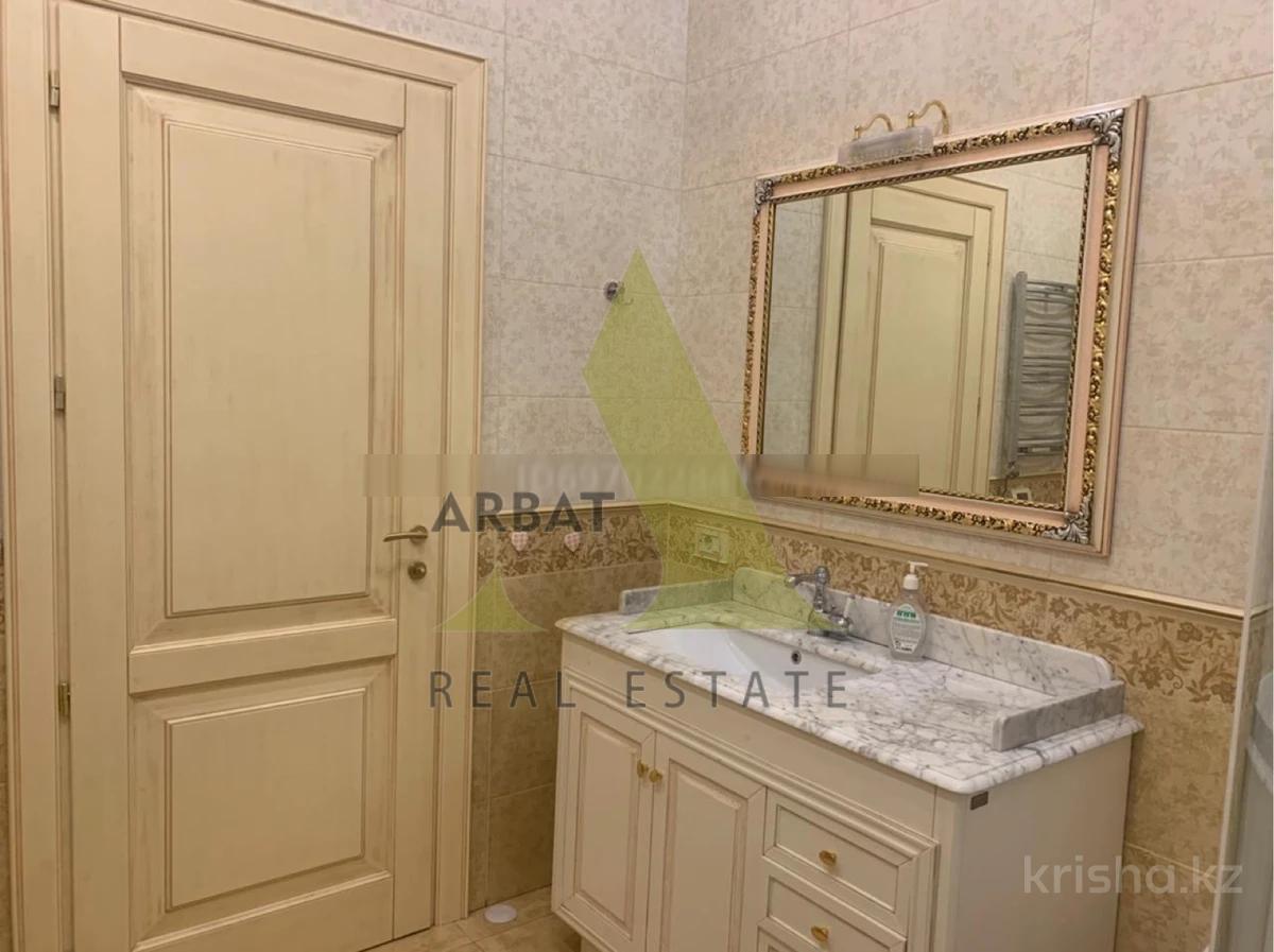 Фото Квартира, 4 комн, 253 м², 3/3 эт., 2009 г.п.