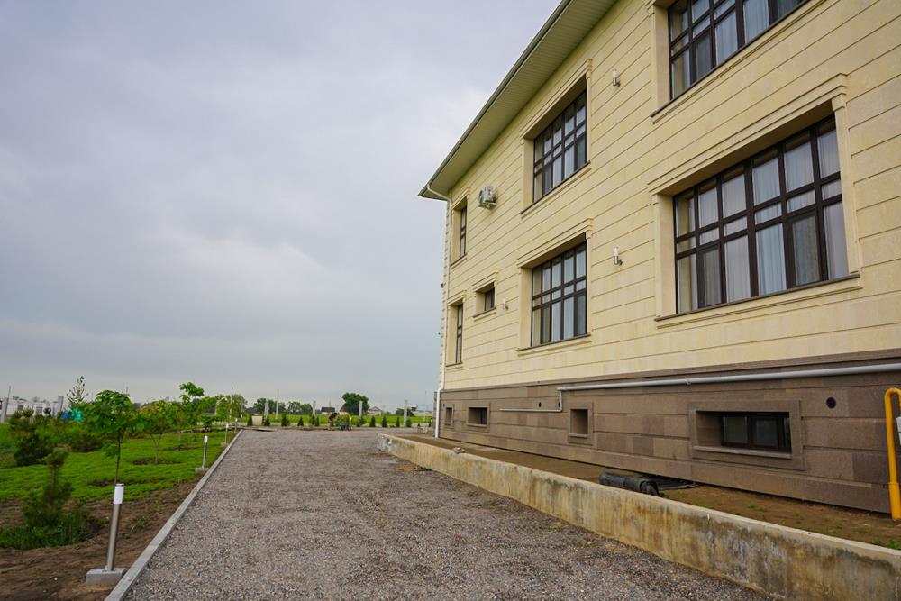 Фото Отдельный дом, 15 комн, 1800м²