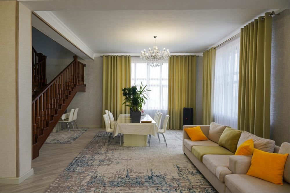 Фото Отдельный дом, 15 комн, 1800м²