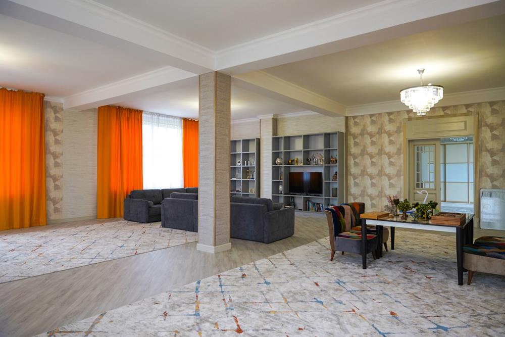 Фото Отдельный дом, 15 комн, 1800м²