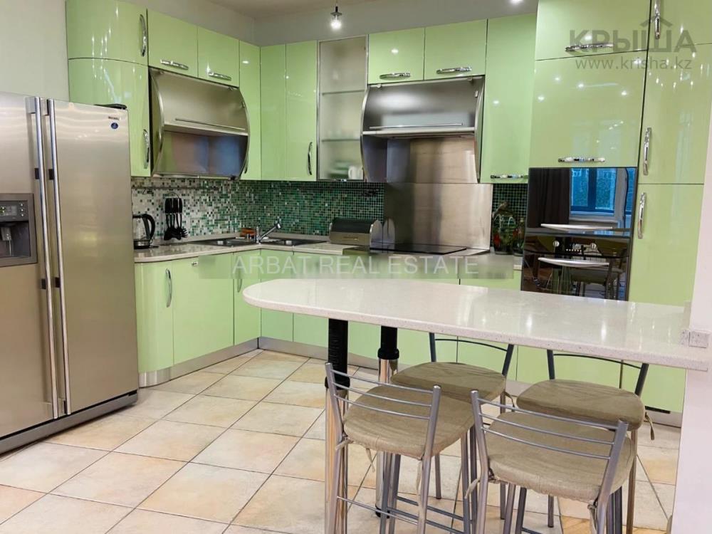 Фото Квартира, 4 комн, 200 м², 5/9 эт.