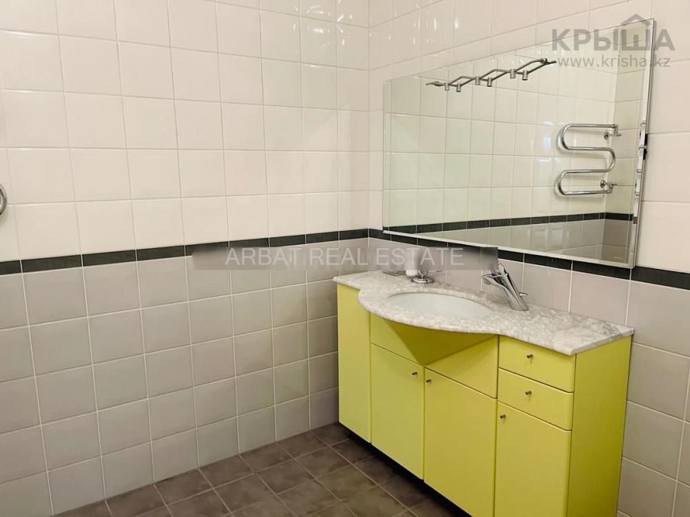 Фото Квартира, 4 комн, 200 м², 5/9 эт.