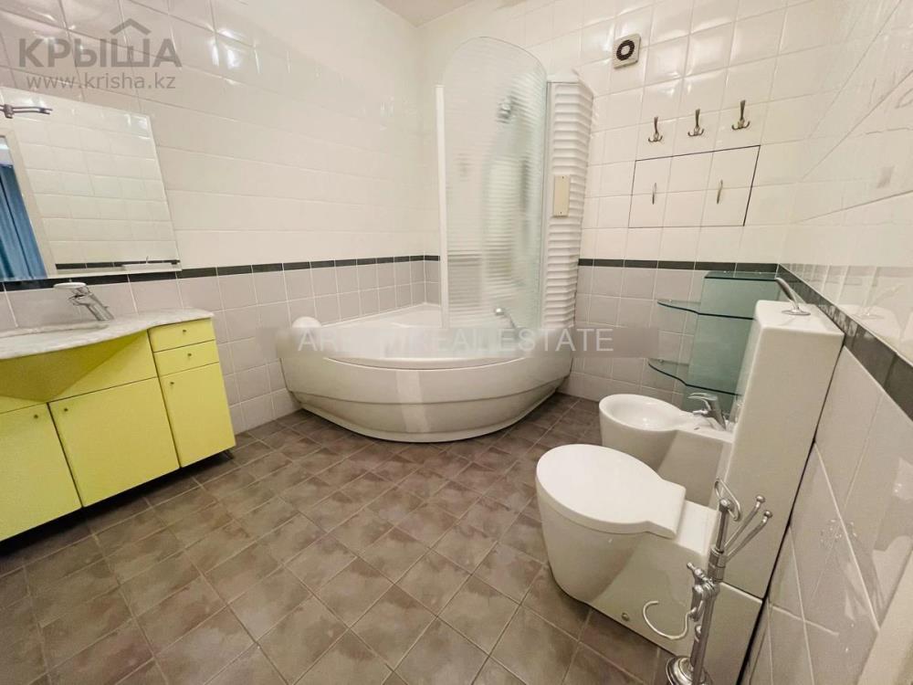 Фото Квартира, 4 комн, 200 м², 5/9 эт.