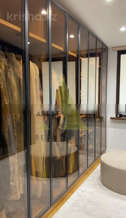 Фото Квартира, 5 комн, 250 м², 1/7 эт., 2017 г.п.