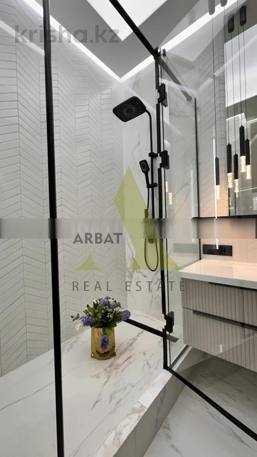 Фото Квартира, 4 комн, 190 м²