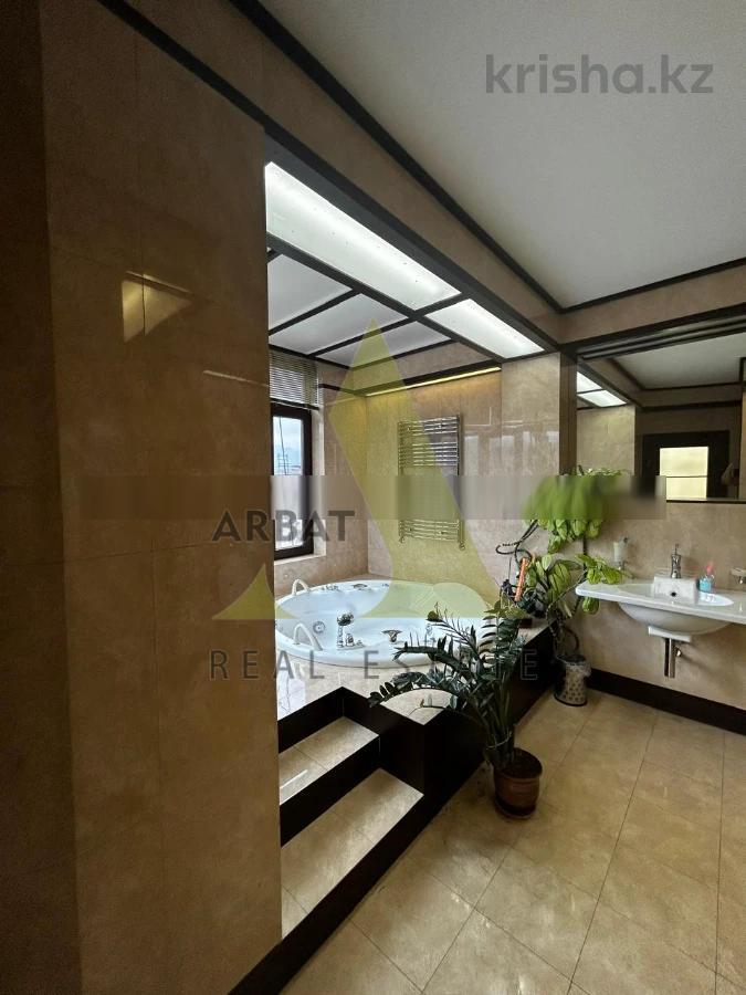 Фото Квартира, 4 комн, 215.3 м², 13/13 эт., 2002 г.п.