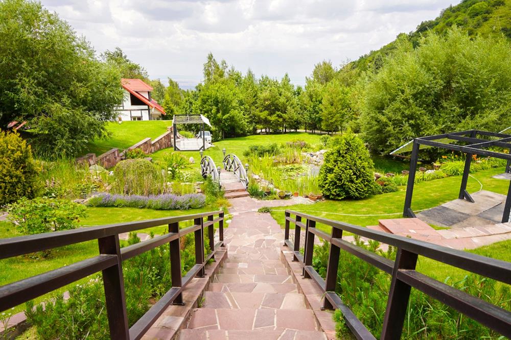 Фото Отдельный дом, 10 комн, 500м²