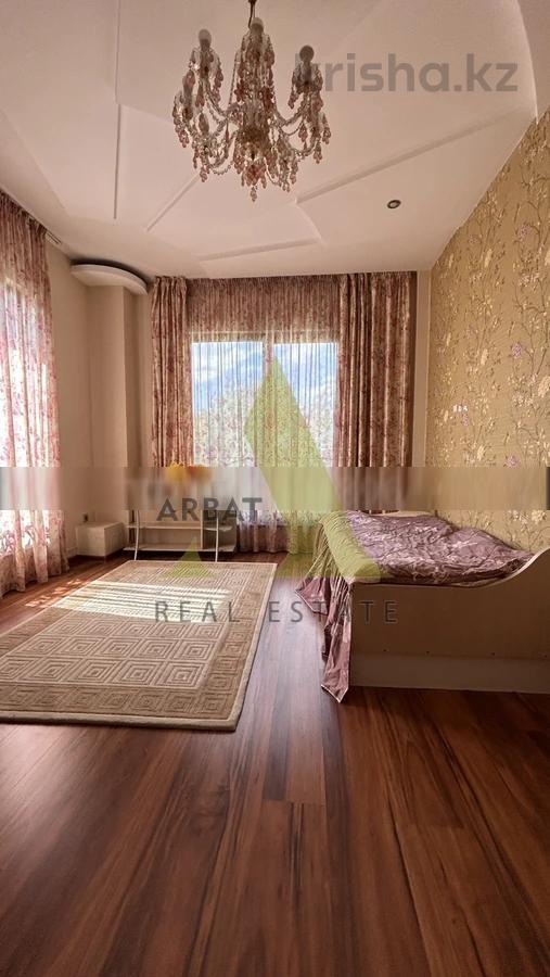 Фото Квартира, 4 комн, 158.4 м², 4/7 эт., 2008 г.п.