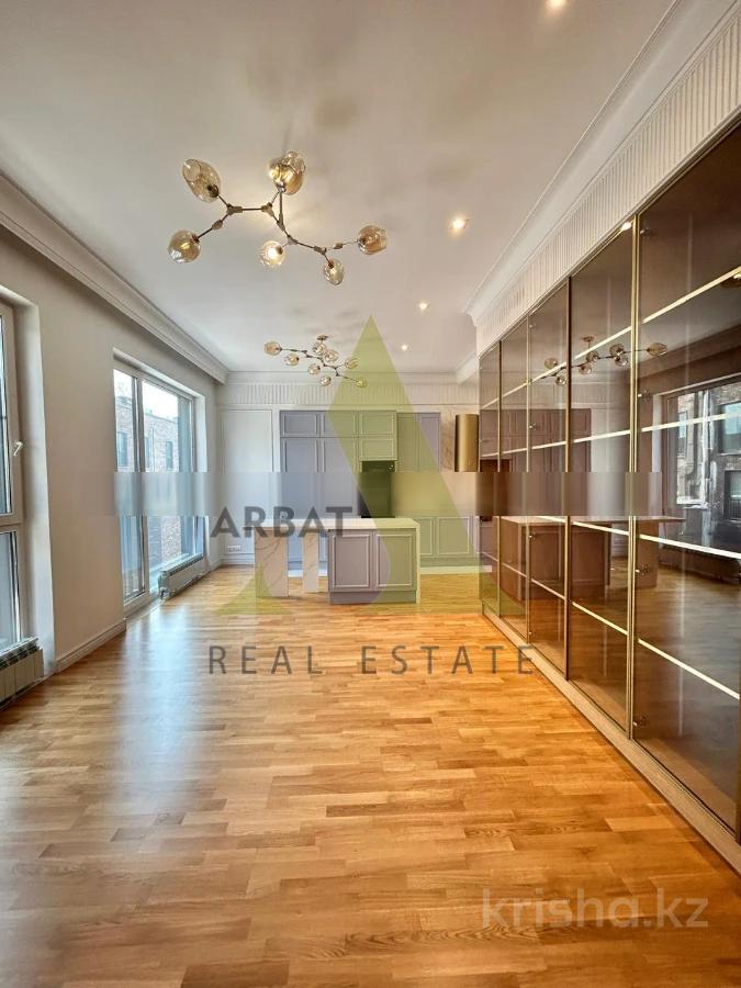 Фото Квартира, 5 комн, 250 м², 3/3 эт., 2018 г.п.