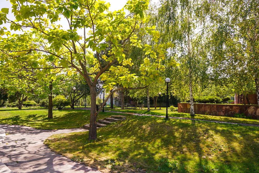 Фото Отдельный дом, 9 комн, 880м²