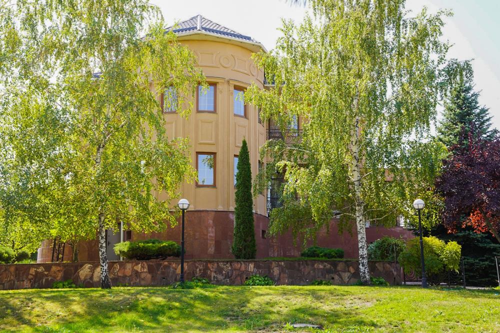 Фото Отдельный дом, 9 комн, 880м²