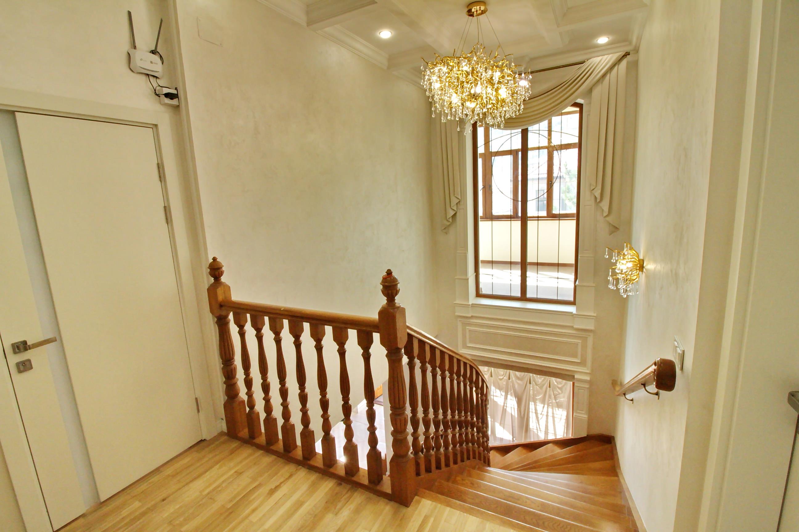 Фото Отдельный дом, 8 комн, 540.1м²
