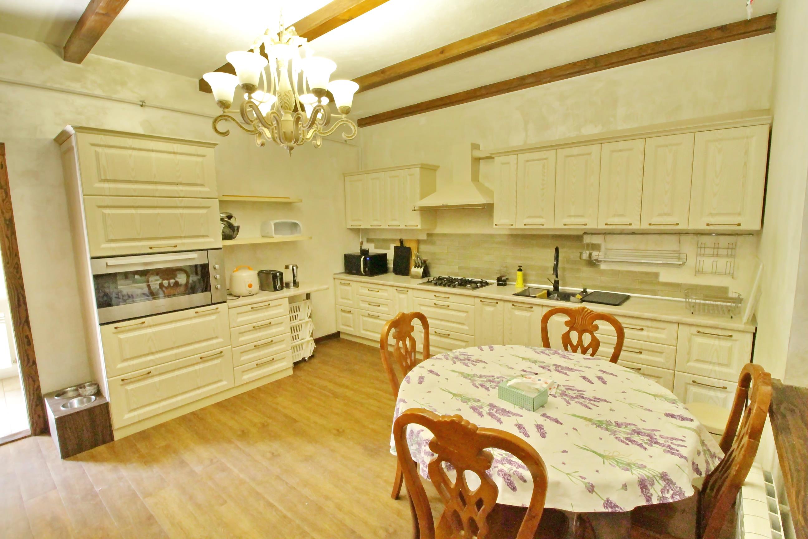 Фото Отдельный дом, 8 комн, 540.1м²