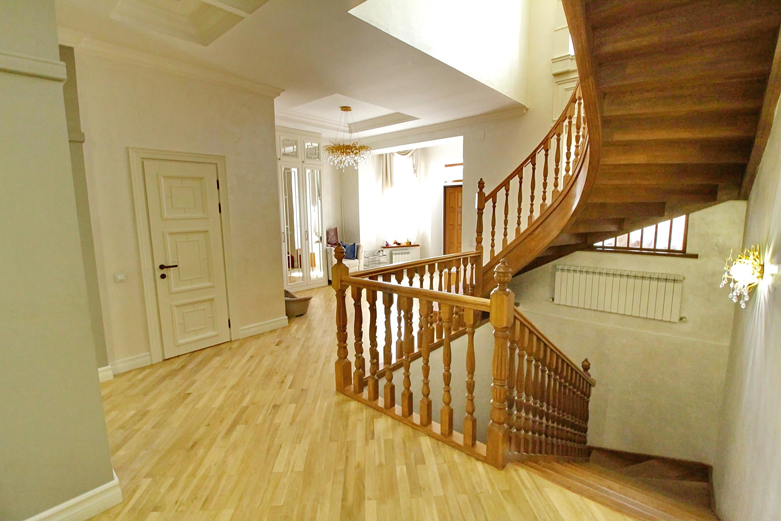 Фото Отдельный дом, 8 комн, 540.1м²