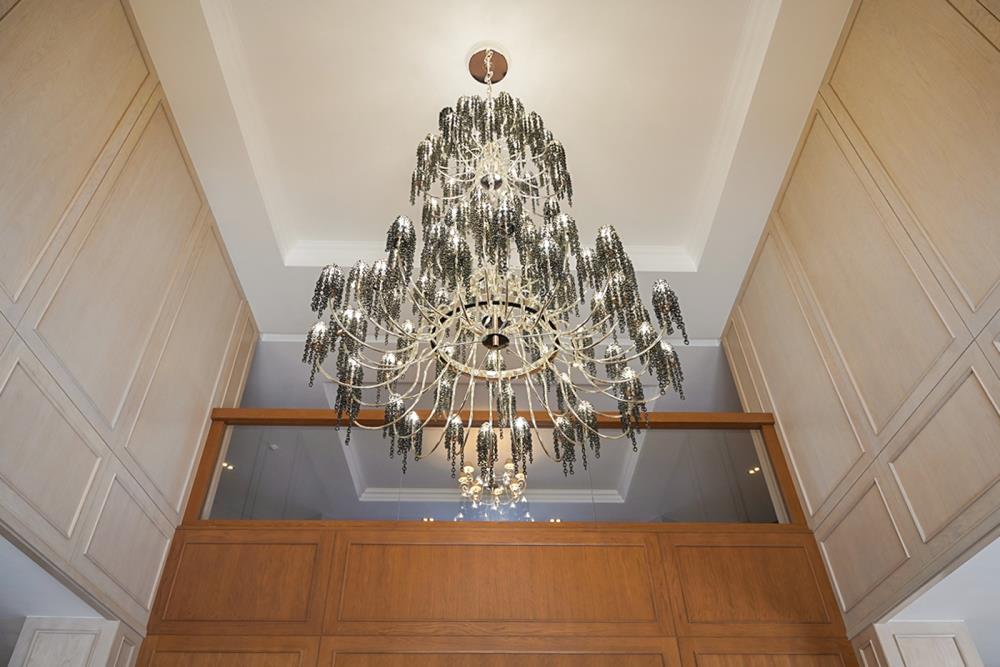 Фото Отдельный дом, 9 комн, 1900м²