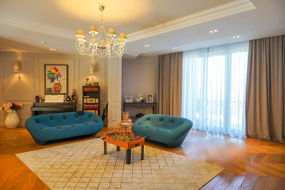 Фото Отдельный дом, 9 комн, 1900м²