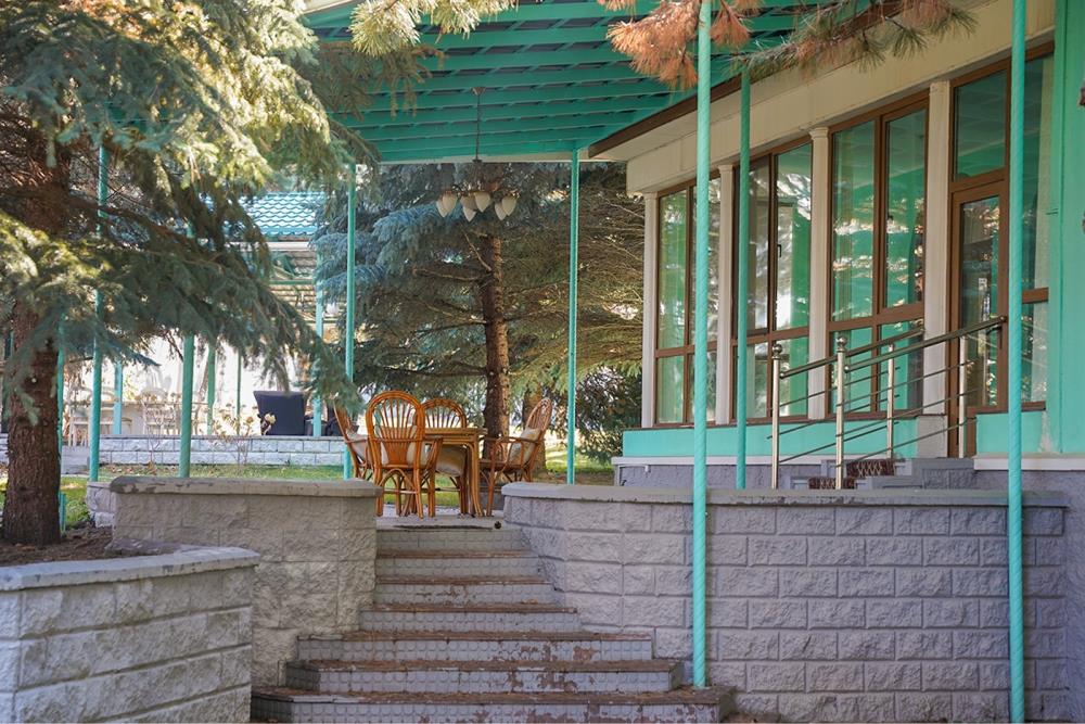 Фото Отдельный дом, 8 комн, 740м²