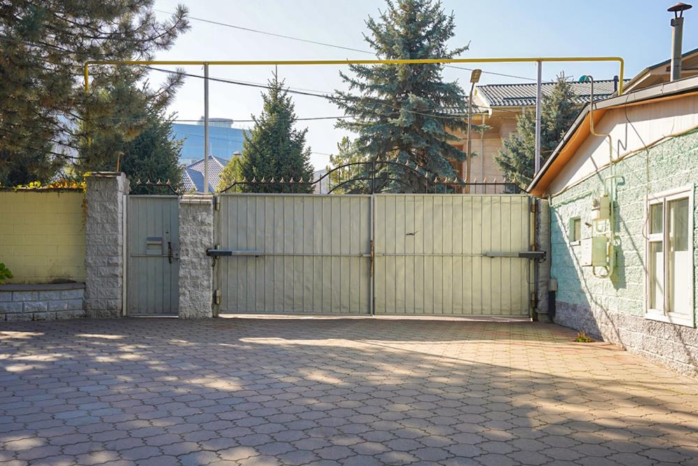 Фото Отдельный дом, 8 комн, 740м²
