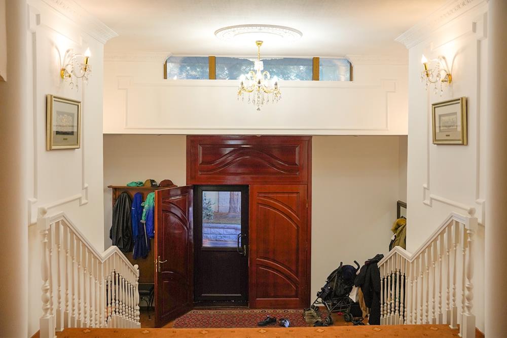 Фото Отдельный дом, 8 комн, 740м²
