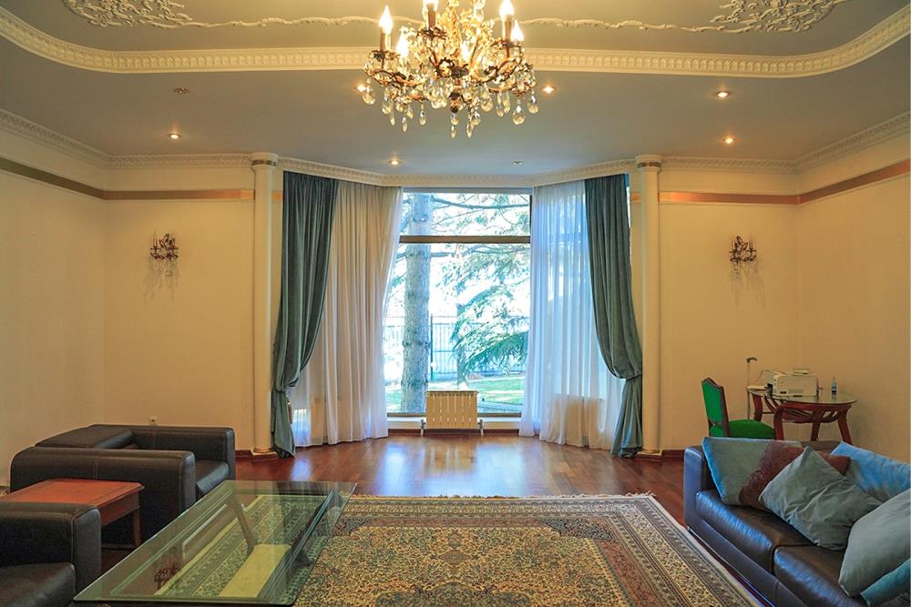 Фото Отдельный дом, 8 комн, 740м²