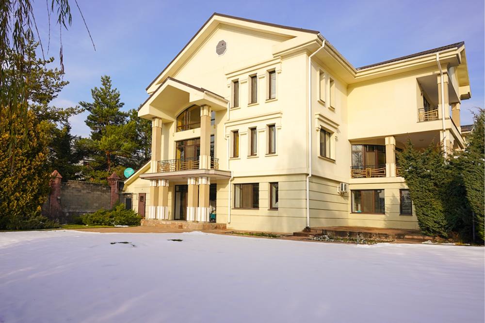 Фото Отдельный дом, 8 комн, 684м²