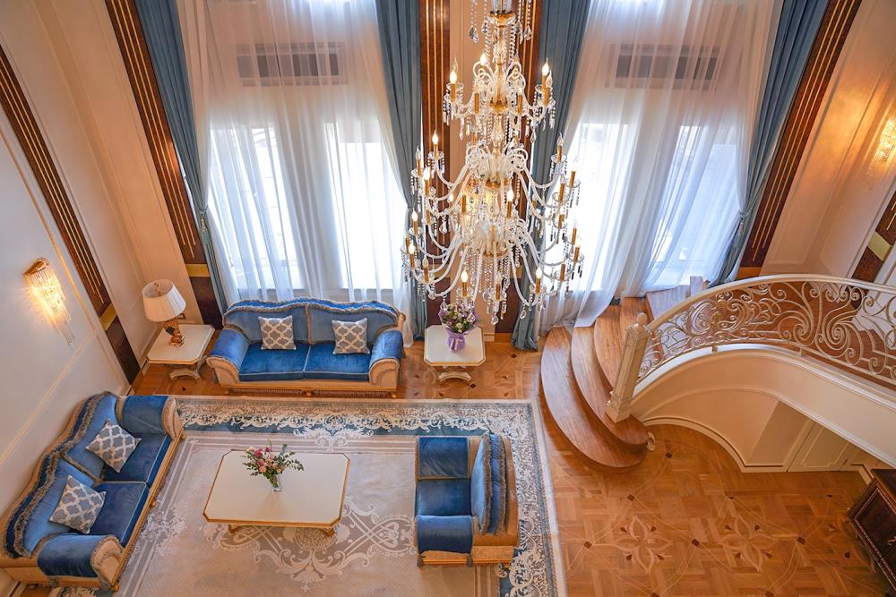Фото Отдельный дом, 10 комн, 1350м²