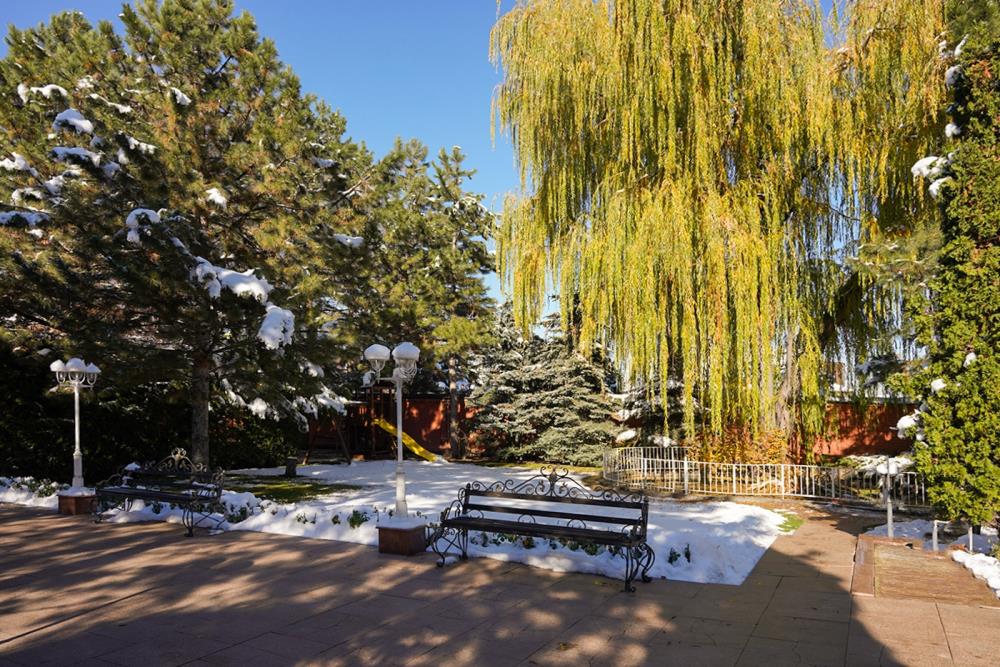 Фото Отдельный дом, 10 комн, 1350м²