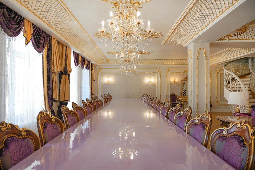 Фото Отдельный дом, 10 комн, 1350м²