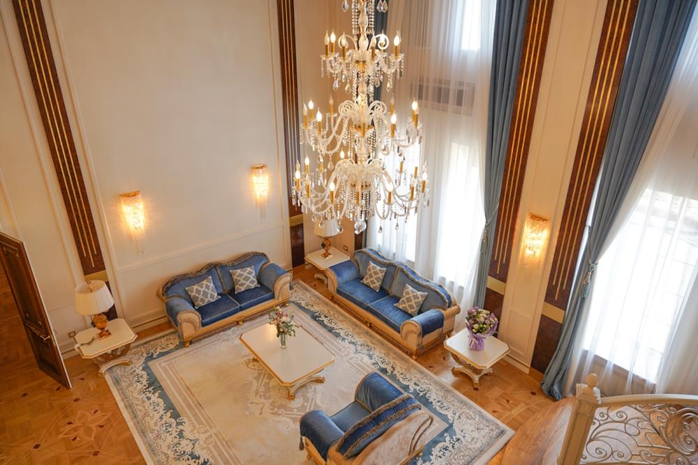 Фото Отдельный дом, 10 комн, 1350м²