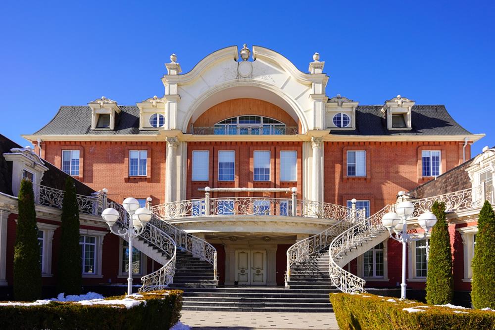 Фото Отдельный дом, 10 комн, 1350м²